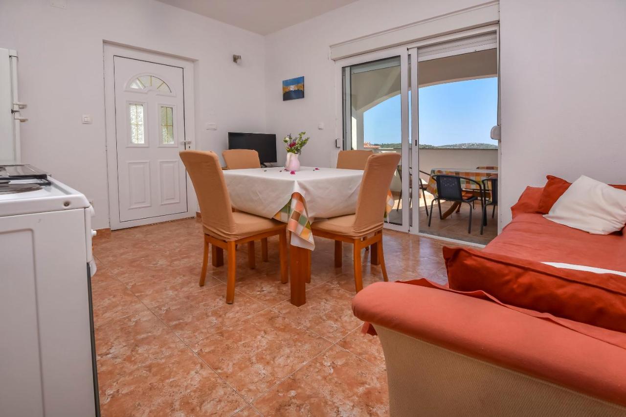 Apartments Markovic Rogoznica  Quarto foto